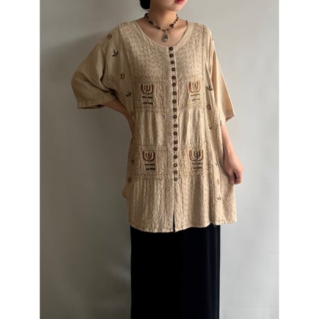 Embroidered oriental shirt