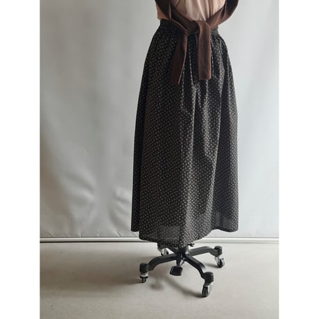 Black small flower pattern skirt