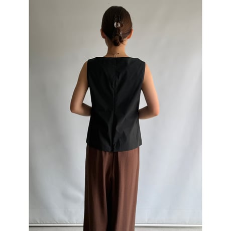 Matte black sleeveless tops