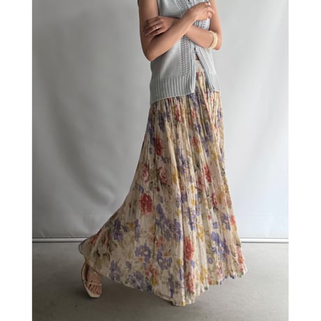 Pale floral pleated skirt