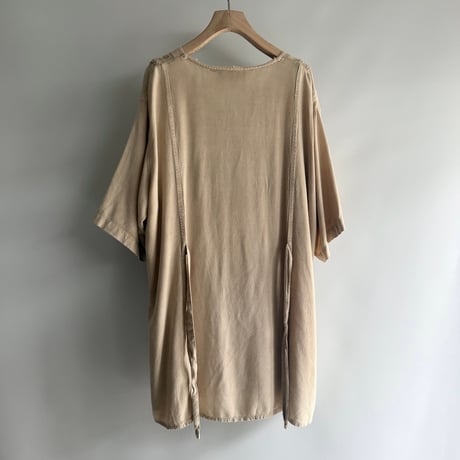 Embroidered oriental shirt