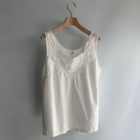 lace embroidery tank