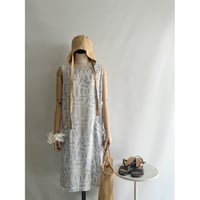 Design linen dress