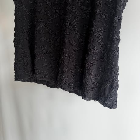 Black embroidery tank
