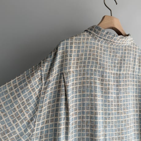 Natural patterned shirt
