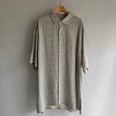 Natural patterned shirt
