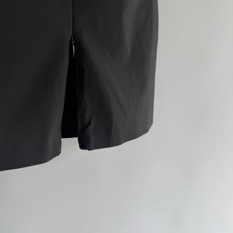 Matte black sleeveless tops