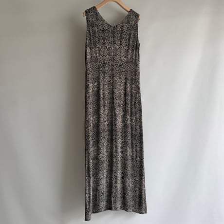 Oriental pattern dress