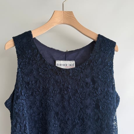 Lace sleeveless tops