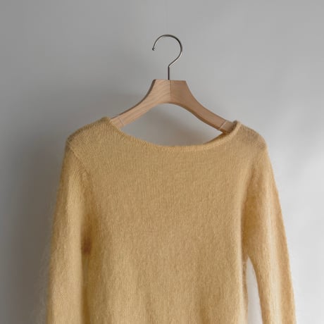 Yellow flower design knit