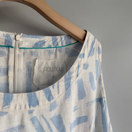 Design linen dress