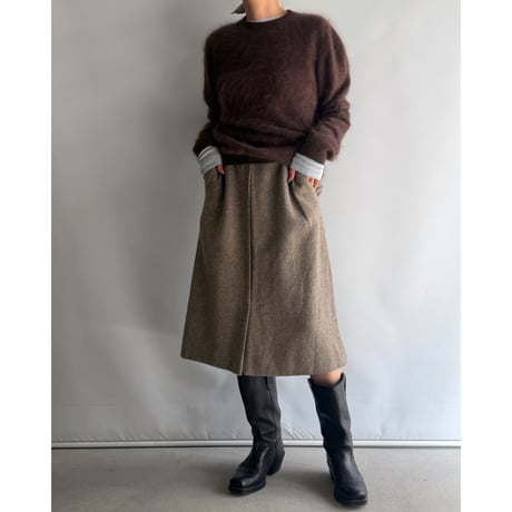 Wool center seam skirt