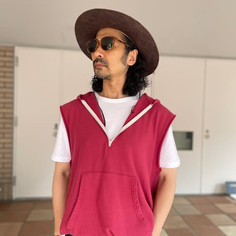 ANDER CUT SLEEVE REVERRSE HOODIE