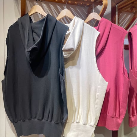 ANDER CUT SLEEVE REVERRSE HOODIE