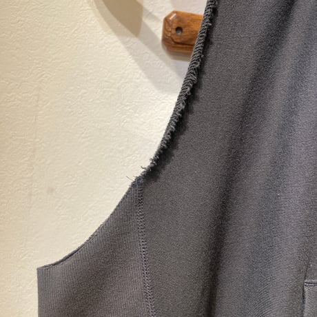 ANDER CUT SLEEVE REVERRSE HOODIE