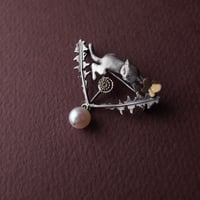 初雪・ポッケ／Hatsuyuki Pokke「動物とタンポポのブローチ」※9/10までの限定販売