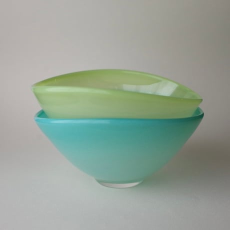 トリブーショイ硝子工芸舎／Tri Buŝoj Glass Art「色々小鉢」