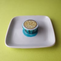 今江未央／IMAE Mio「九谷焼立体四角皿 果物・野菜」