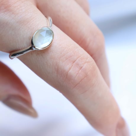 Shell × Prasiolite Ring