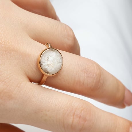 Quartz in White Garden Quartz Ring