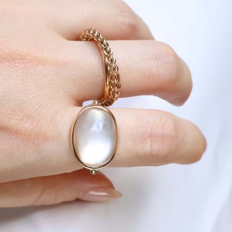 Shell × Rutilated Quartz Ring
