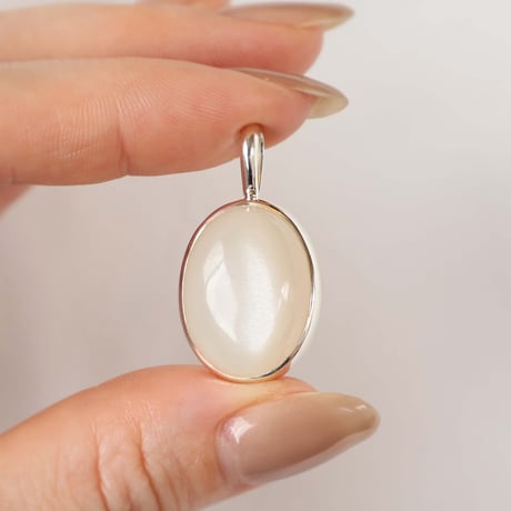 Moonstone Necklace Top