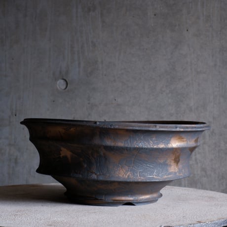 【OUTLET】Φ32.5×h13.3㎝  bronze鉄彩 pot  H719