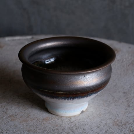 Φ11.5(in9.2)×h7.5㎝ titan bronze pot  H652