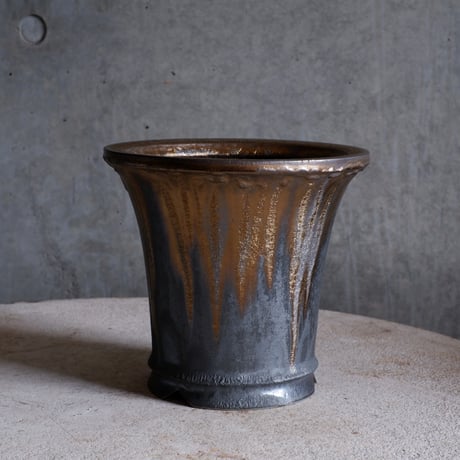 Φ16(in12.5)×h14.8㎝  燻bronze pot  H767