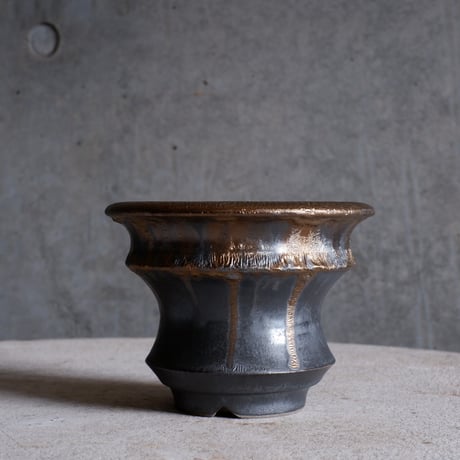 Φ11.8(in9.5)×h9㎝  燻bronze pot  H780
