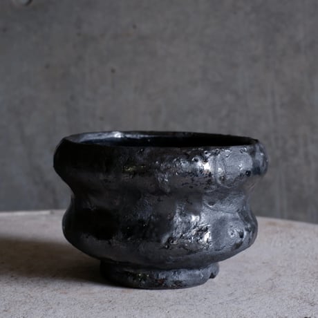 Φ13×h9.3㎝  黒釉pot  H738
