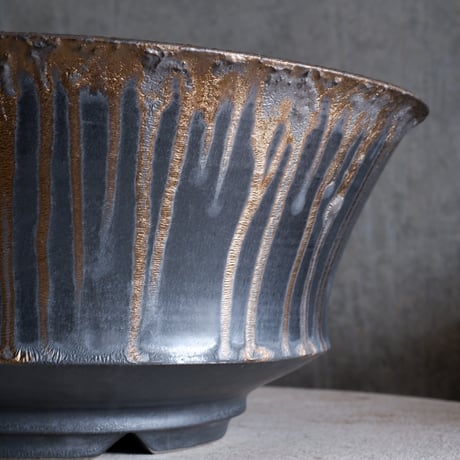 Φ32.8(in30.5)×h14.2㎝  燻bronze pot  H756