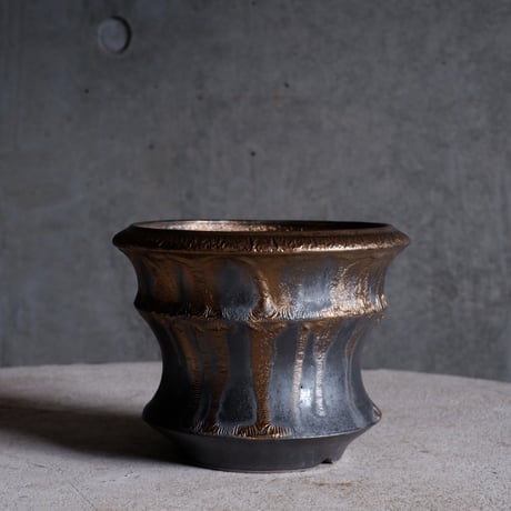 Φ13(in10.8)×h10.3㎝  燻bronze pot  H776