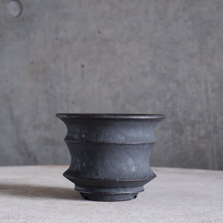 Φ9×h7㎝ 燻 pot  H1001