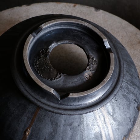Φ30×h17.8㎝  燻bronze pot  H757