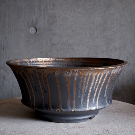 Φ32.8(in30.5)×h14.2㎝  燻bronze pot  H756