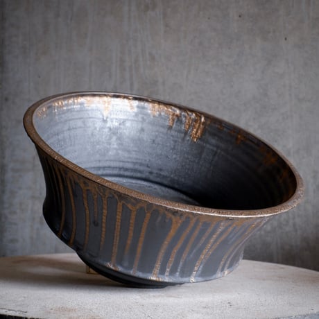 Φ32.8(in30.5)×h14.2㎝  燻bronze pot  H756