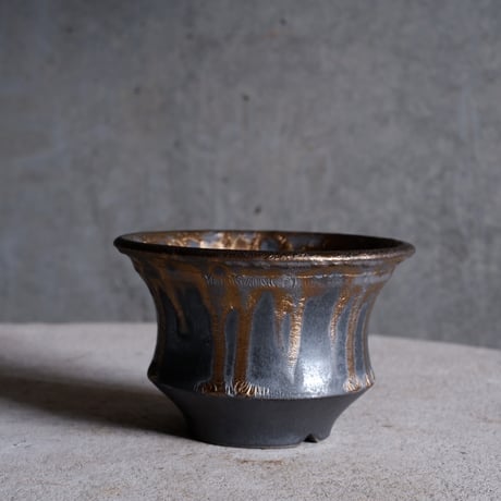 Φ10.8×h7.2㎝  燻bronze pot  H786