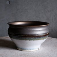 Φ19.5×h12.2㎝ titan bronze pot  H646