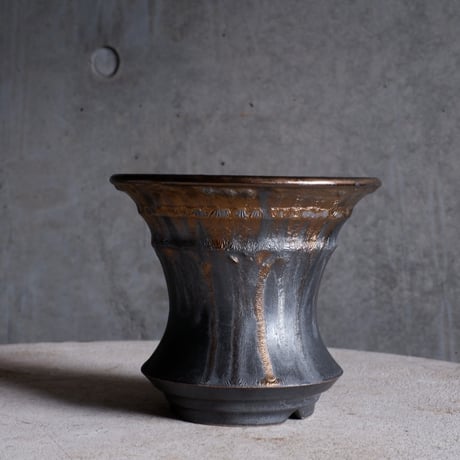 Φ14×h12.6㎝  燻bronze pot  H774