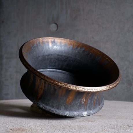Φ18.8×h9.5㎝  燻bronze pot  H772