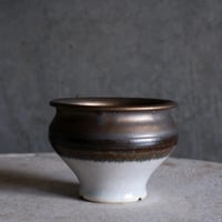 Φ10.8(in8.5)×h8.2㎝ titan bronze pot  H653
