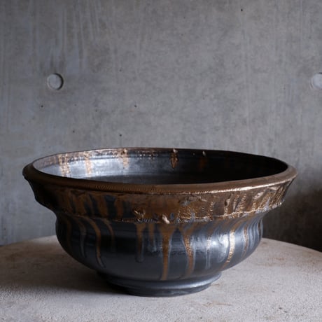Φ32.5(in30)×h14.8㎝  燻bronze pot  H758