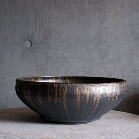 Φ30.5×h11.3㎝  燻bronze pot  H759