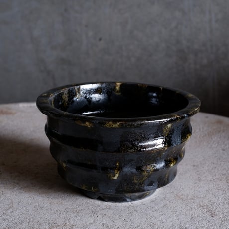 Φ13(in11)×h7.7㎝   鉄釉彩pot  H639