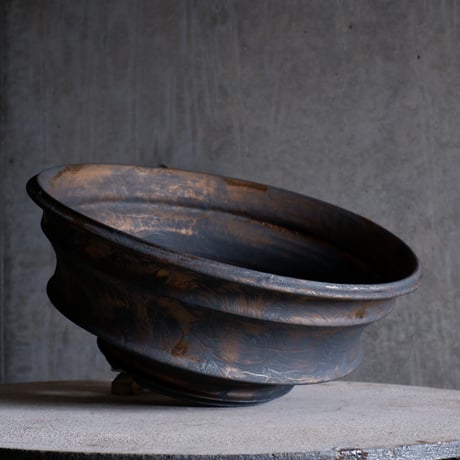 【OUTLET】Φ32.5×h13.3㎝  bronze鉄彩 pot  H719