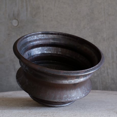 Φ17.2×h11㎝ 燻(brown) pot  H969