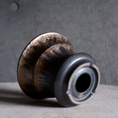 Φ13.3(in11.5)×h11㎝  燻bronze pot  H775