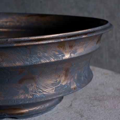 【OUTLET】Φ32.5×h13.3㎝  bronze鉄彩 pot  H719
