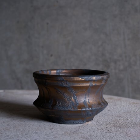 Φ9.5×h6㎝  bronze鉄彩 pot  H736